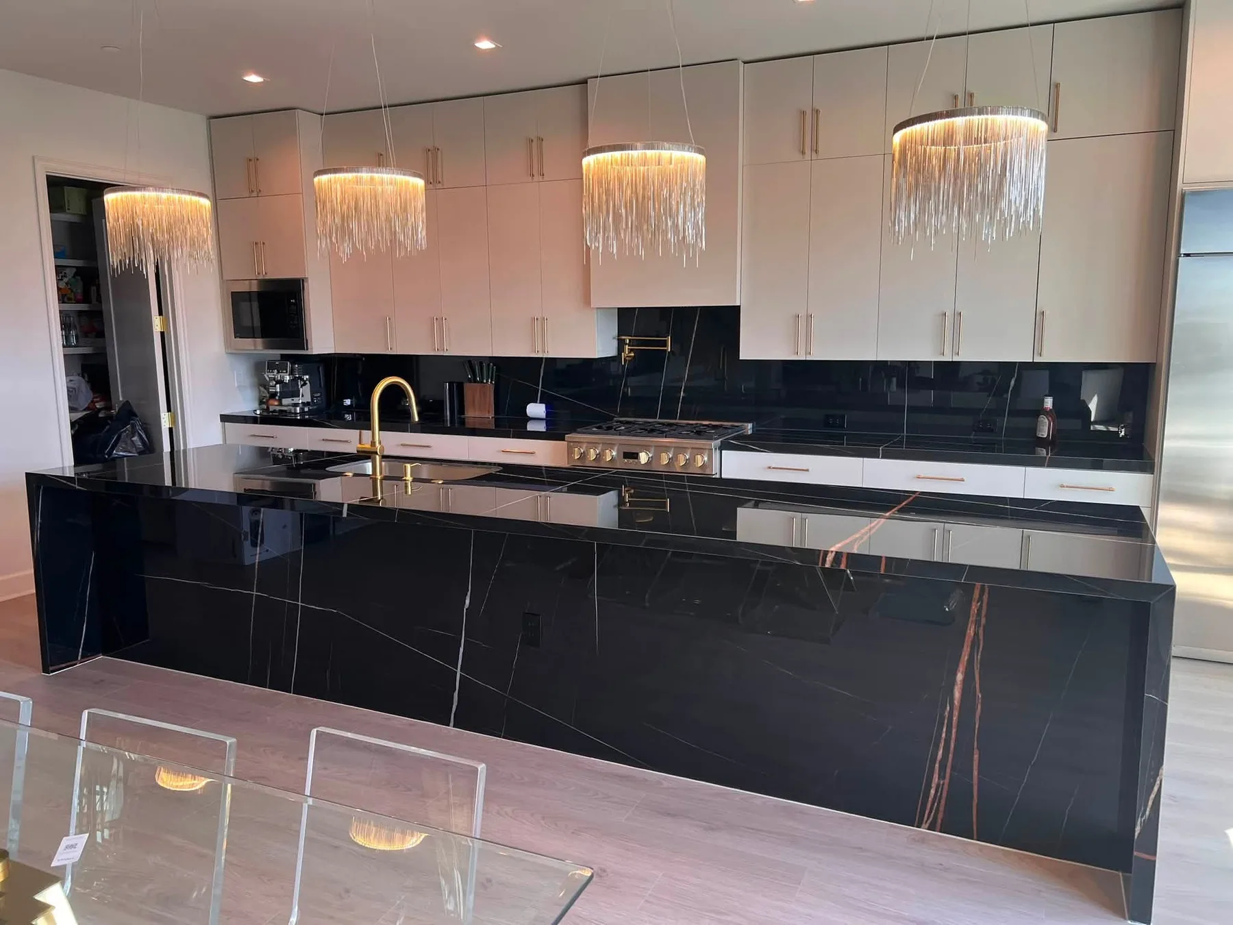 Backsplash & Wall Cladding